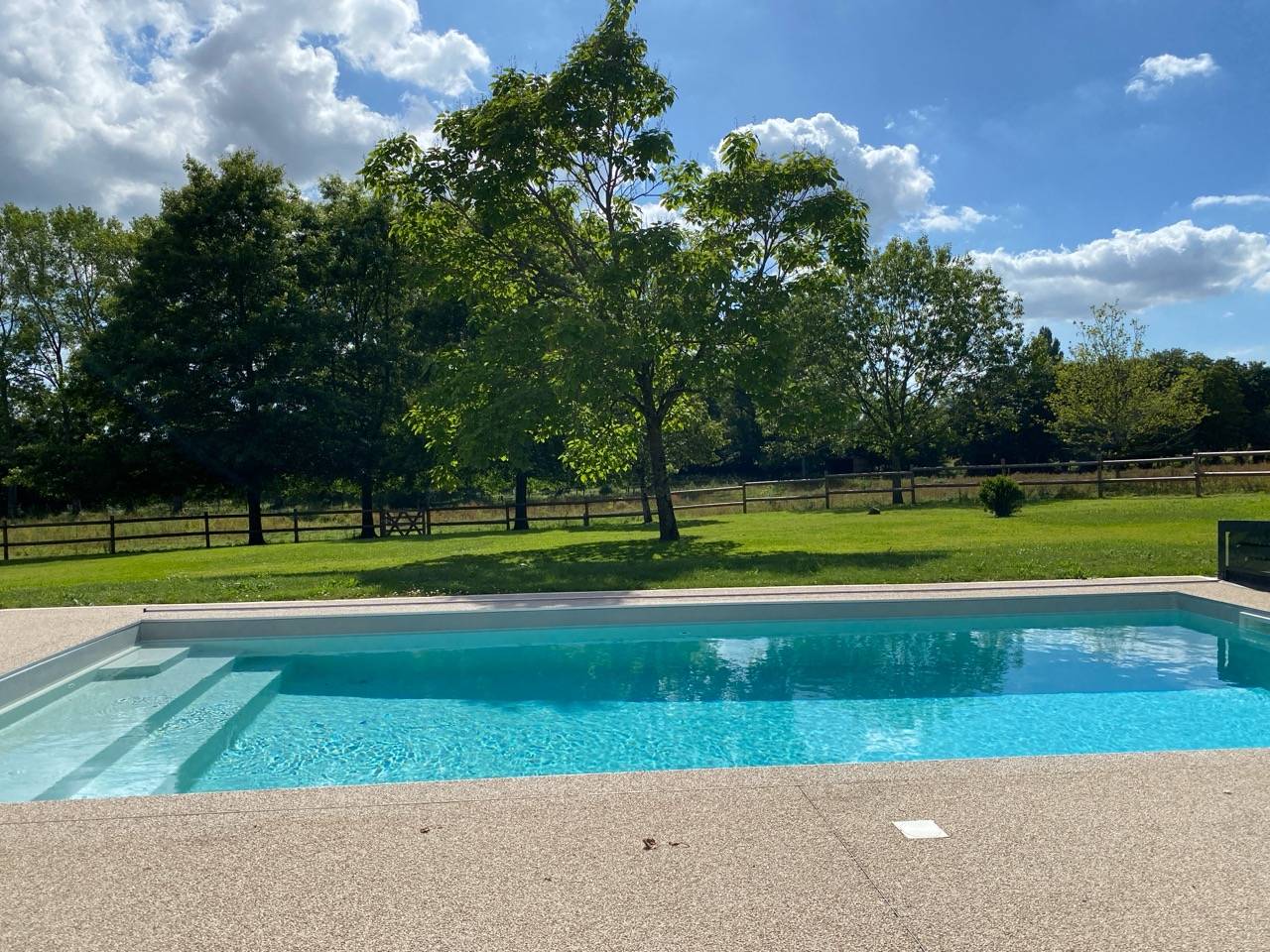 Propriété équestre sur 1,9 ha à 15 mn de LUÇON (85)