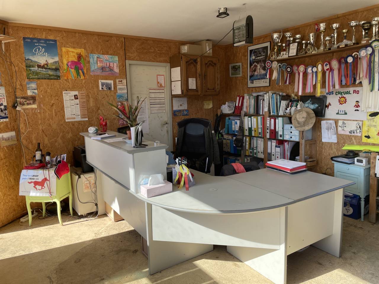 ETABLISSEMENT EQUESTRE EN ACTIVITE SUR 33HA