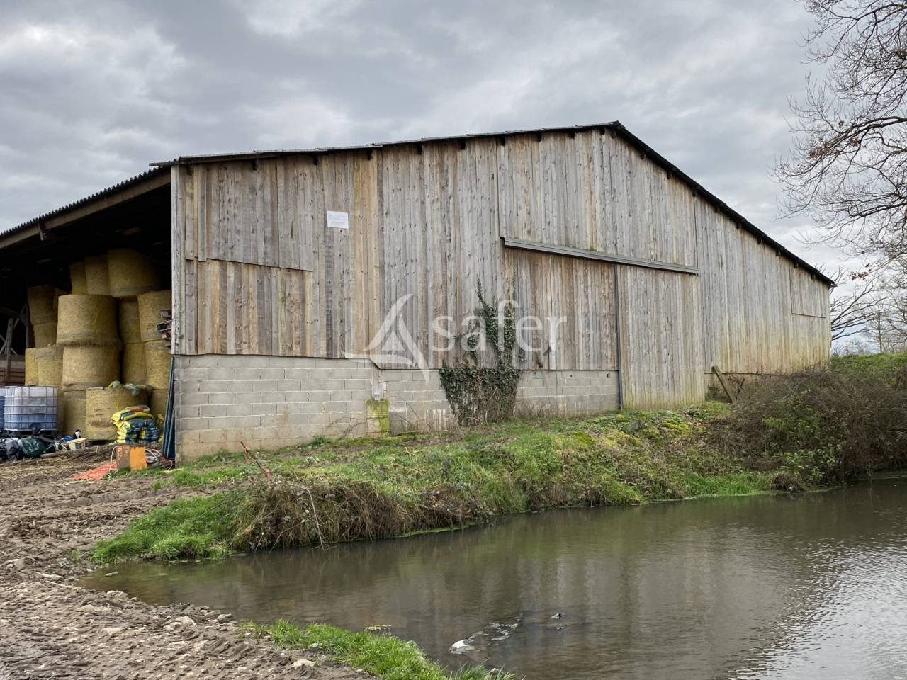 Exploitation agricole id&eacute;ale pour un projet d'installation av