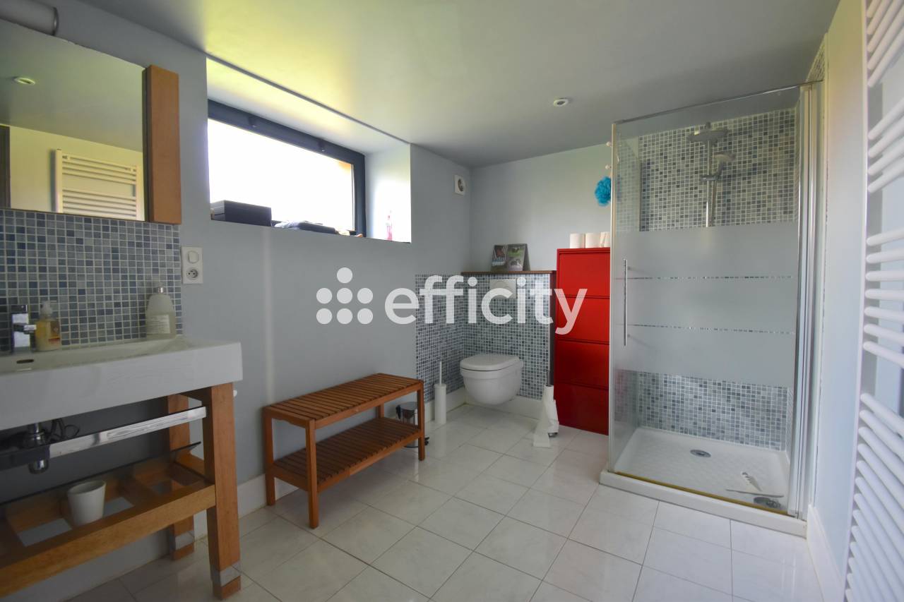  COMBOURG - 8 CHAMBRES - 356,5 m² - 32 HECTARES