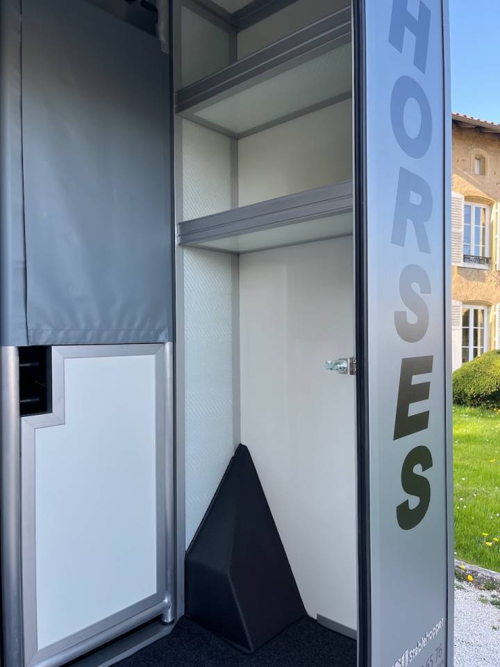 NISSAN INTERSTAR DCI 165 MSG STALLION LIGHT