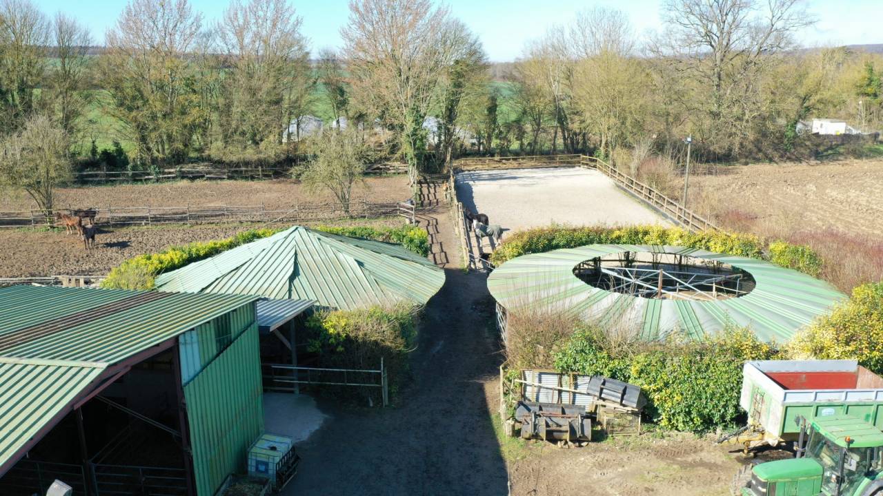 Propriété Équestre avec Maison d'Habitation et Gîte  4