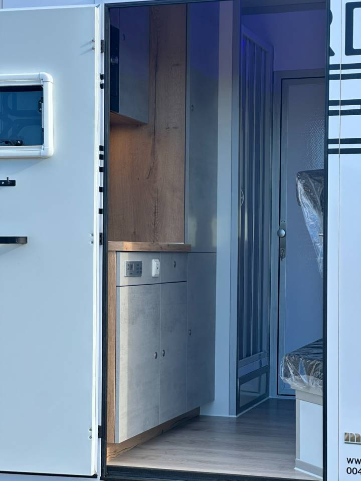 IVECO DAILY 50.210 MSG STABLEHOPPER XXL PLUS