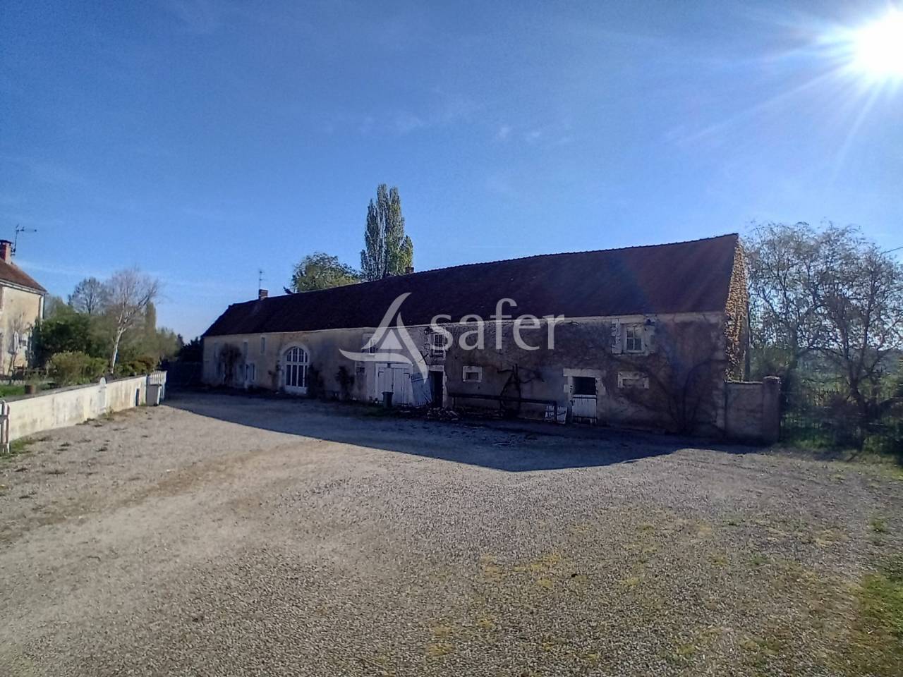 PROPRIETE RURALE sur 9 ha