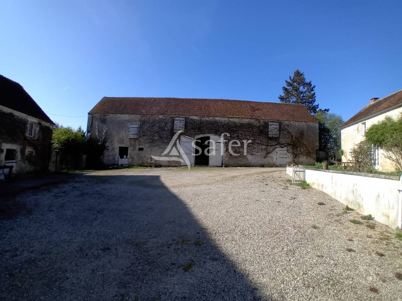 PROPRIETE RURALE sur 9 ha