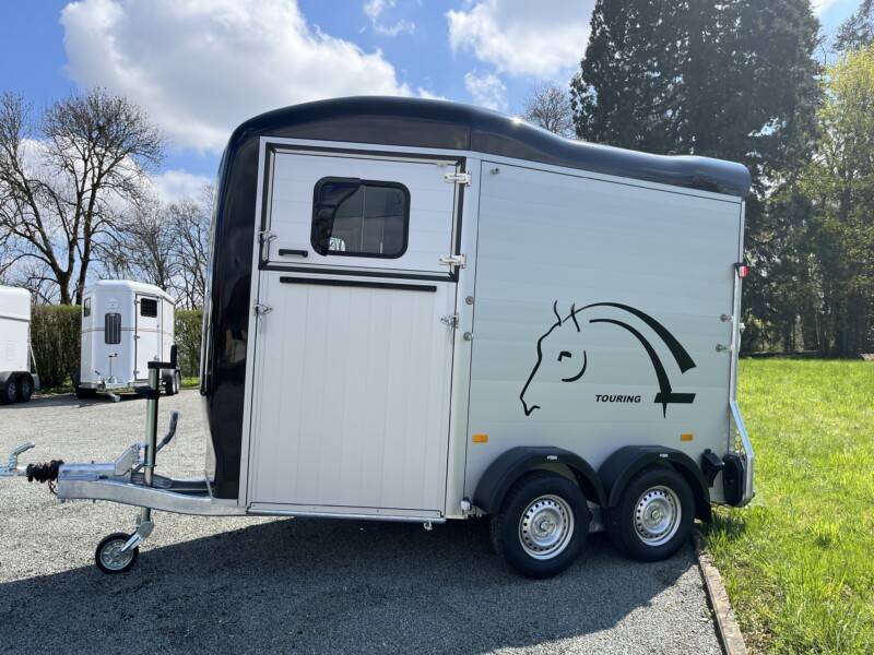 Van Touring Country Cheval Liberté