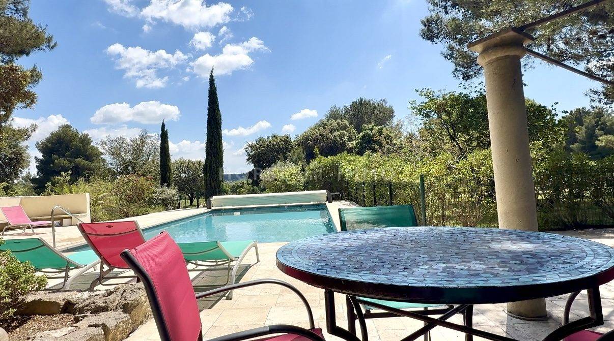 Alpilles - magnifique domaine de 6,5 hectares