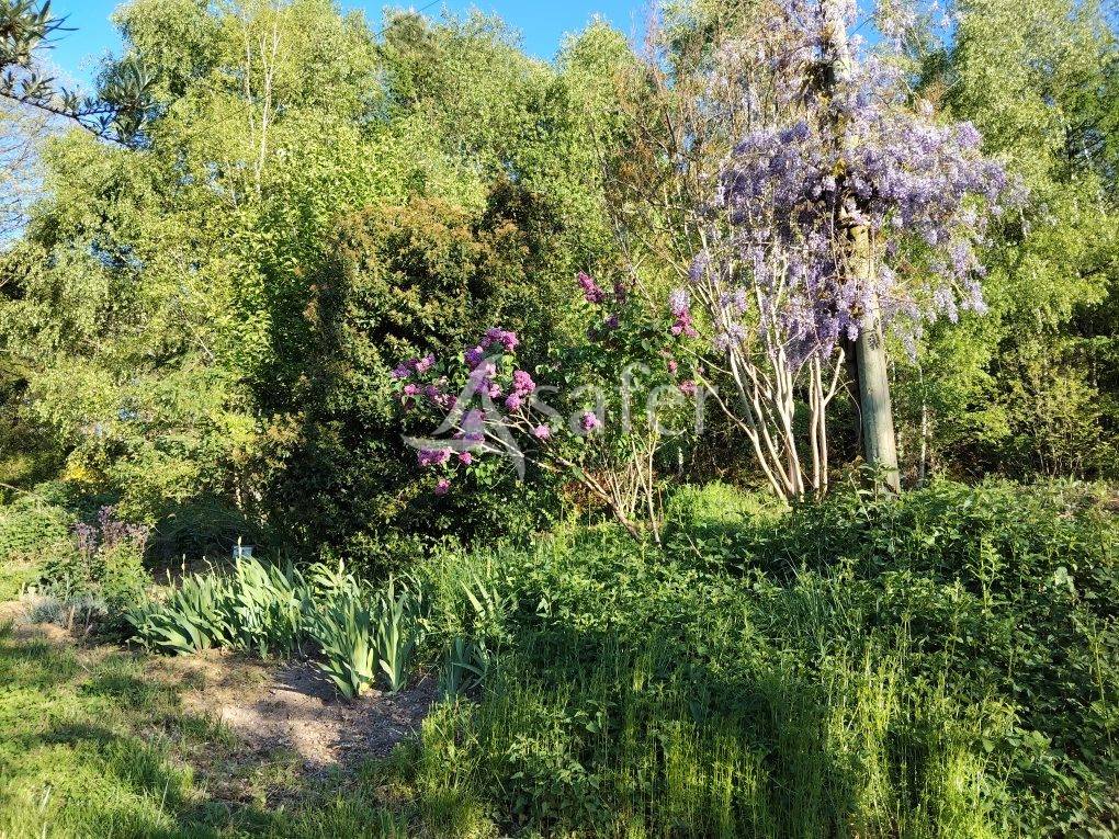 Propriété d'environ 7h30, isolée du voisinage