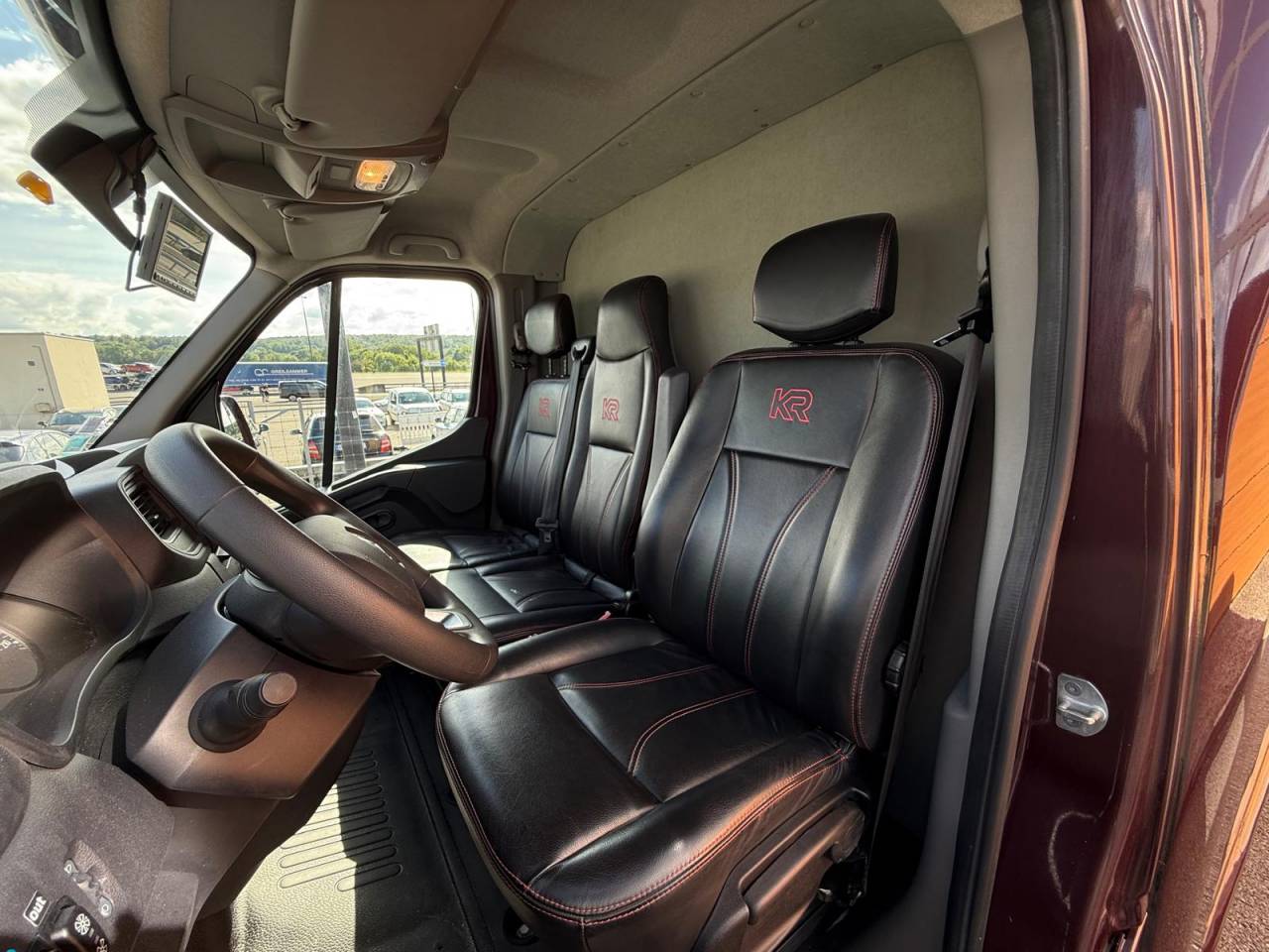 VL MASTER KRISMAR STALLES - 165CH - VENDU