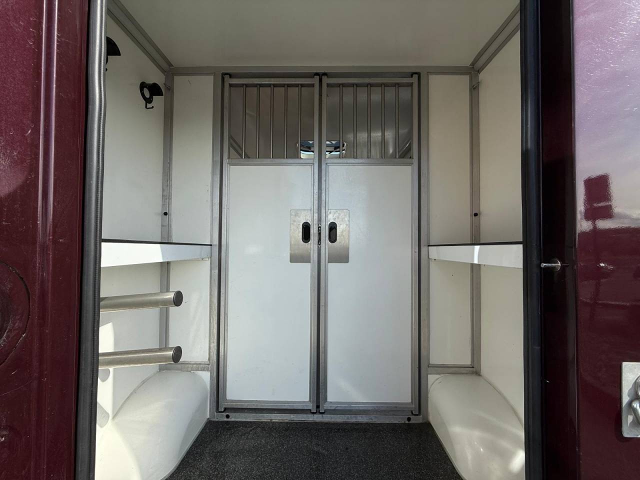 VL MASTER KRISMAR STALLES - 165CH - VENDU