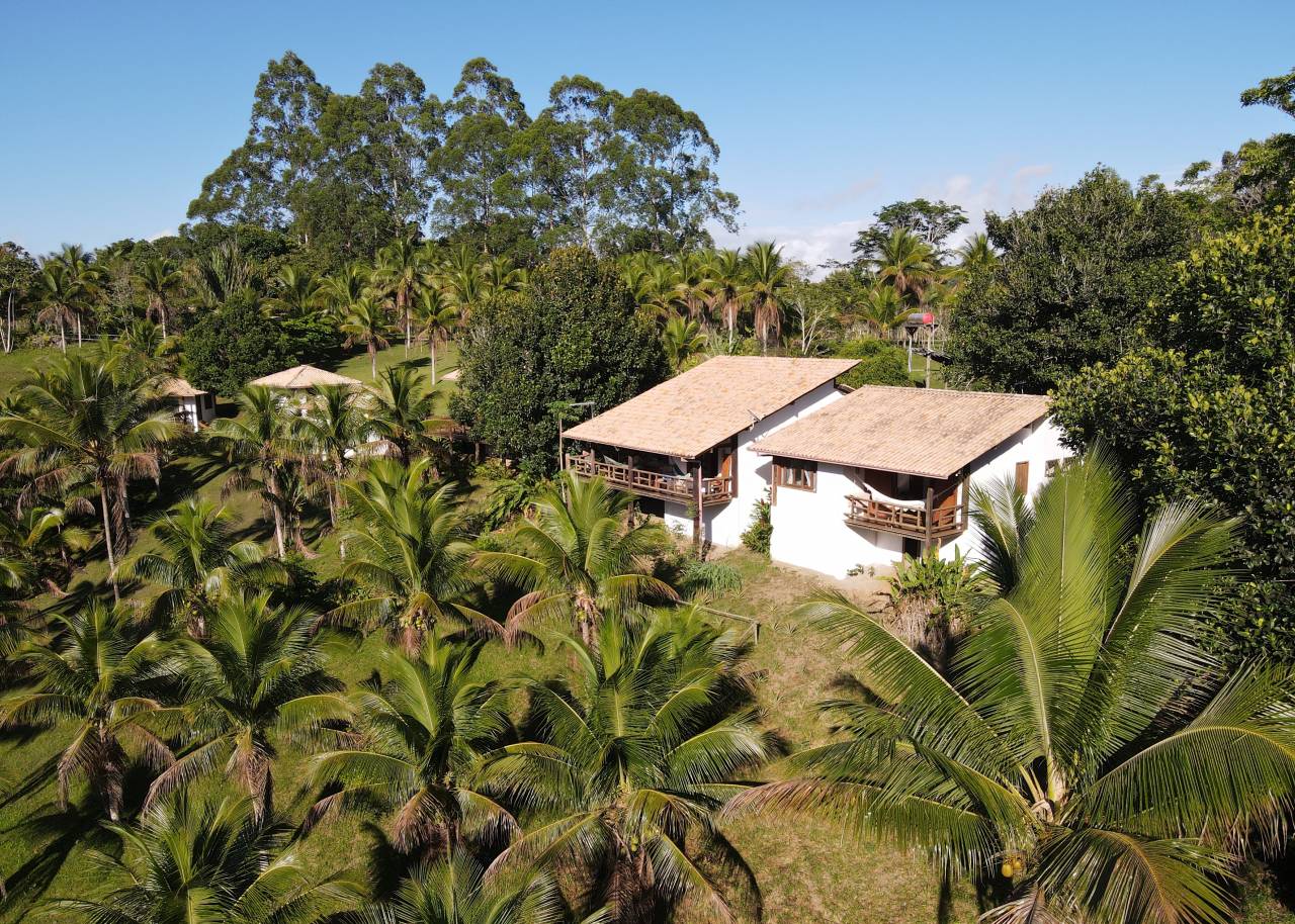 FERME EQUESTRE 15HA A ITACARE BA-BRESIL A 3KM DE LA MER