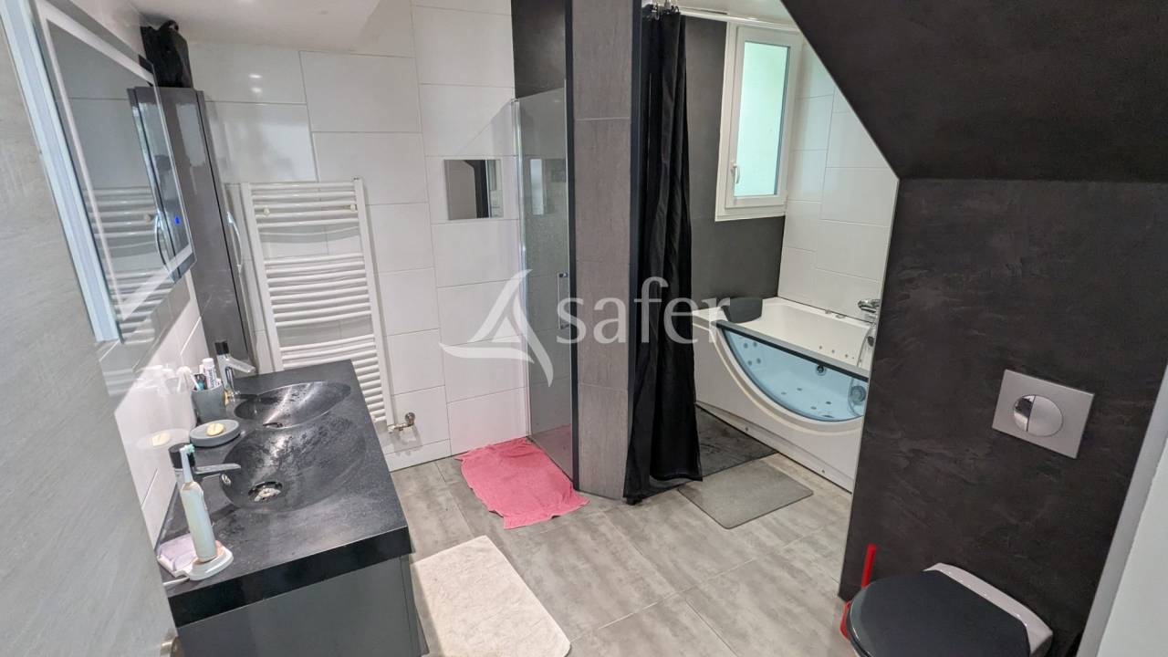 Centre équestre converti en élevage canin