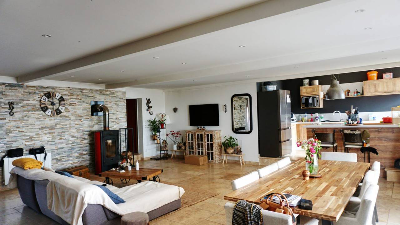 Propriété équestre clé en main sur 3,5 ha dans le Morvan