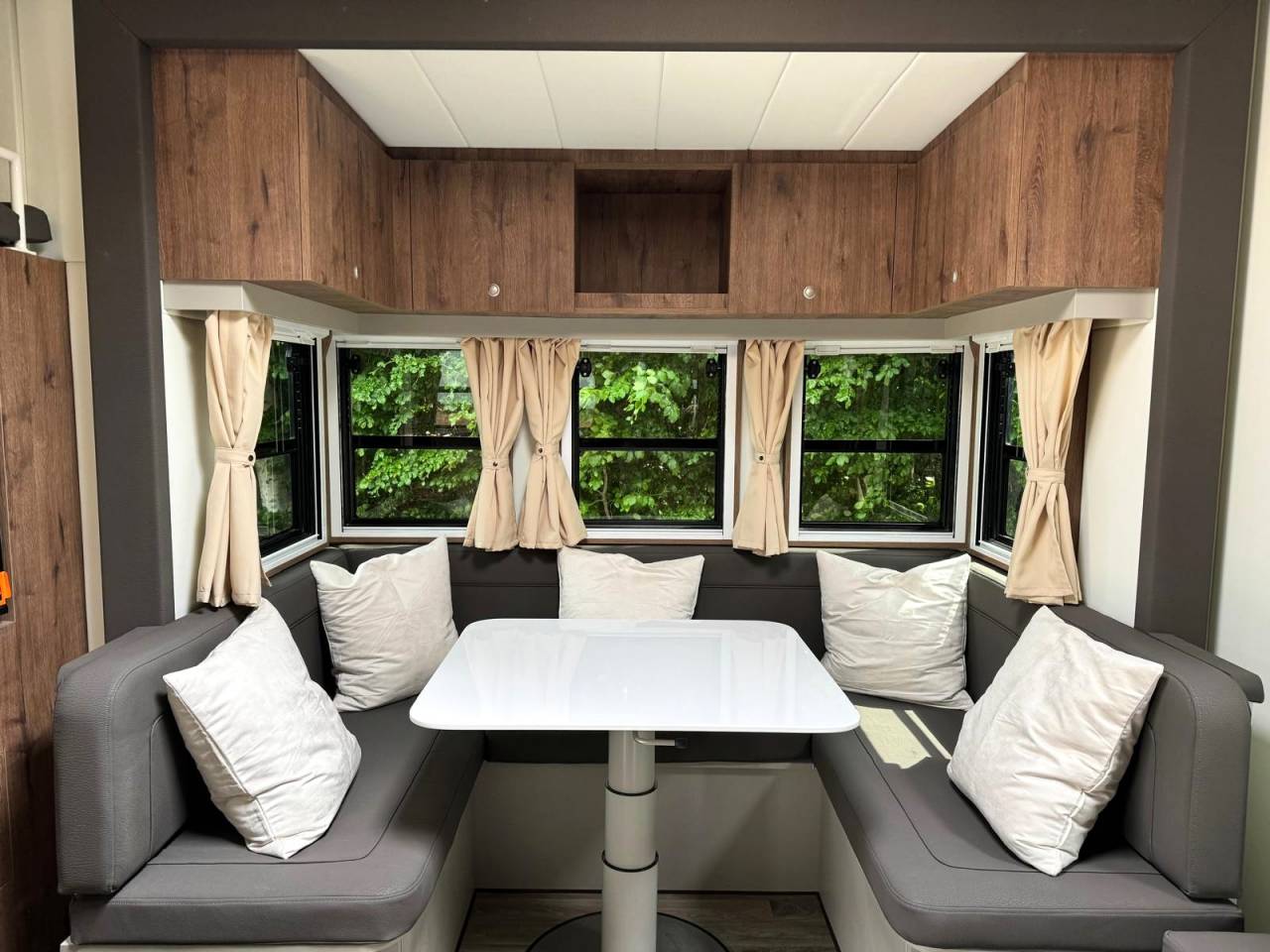 MAN TGM 15.290 WMS POP OUT