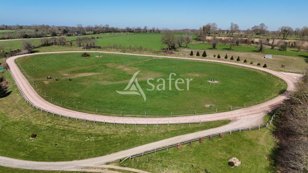 Propri&eacute;t&eacute; &eacute;questre 11 ha - Secteur Mont Saint Michel