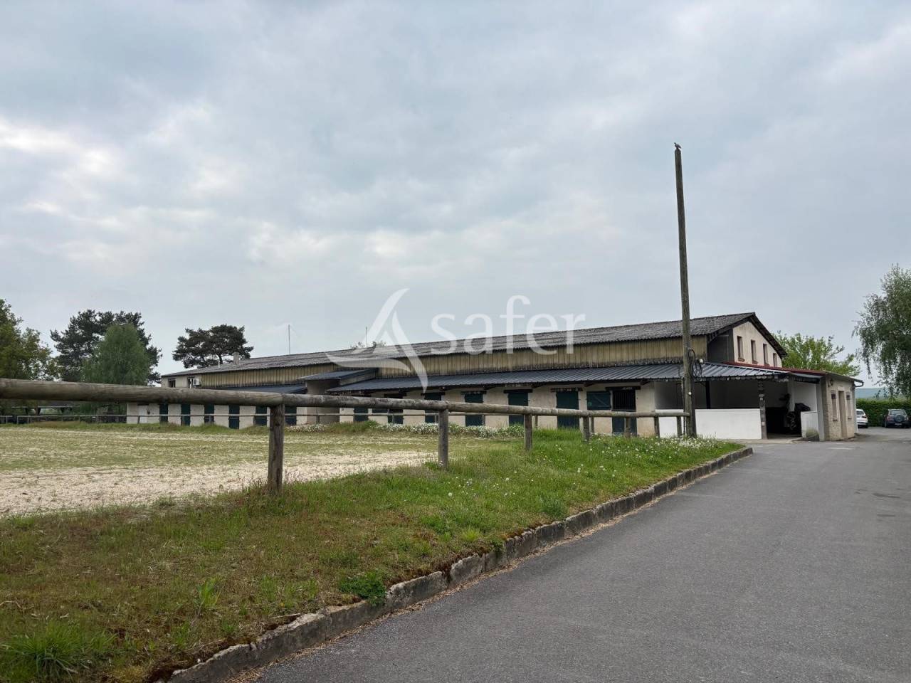 Complexe équestre et touristique