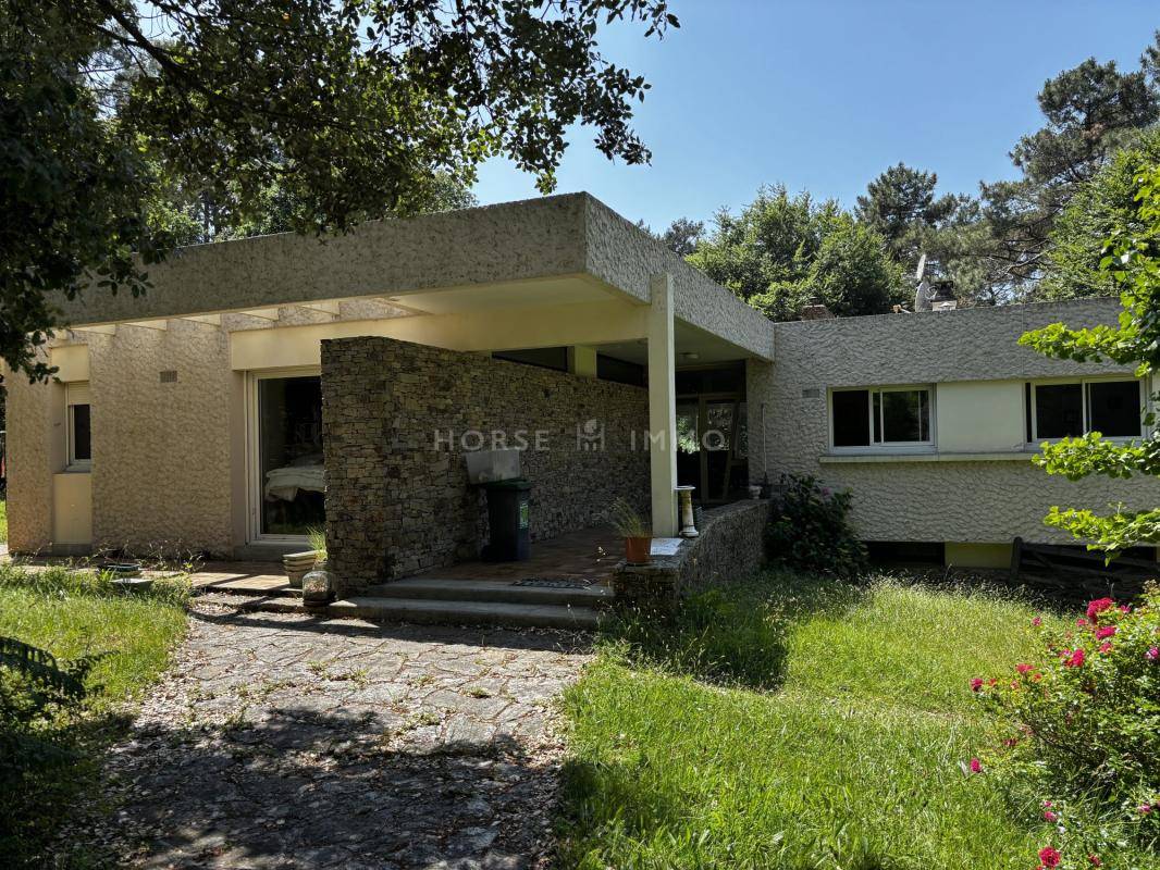 Maison d'Architecte avec &Eacute;curies et Acc&egrave;s Direct aux Plages