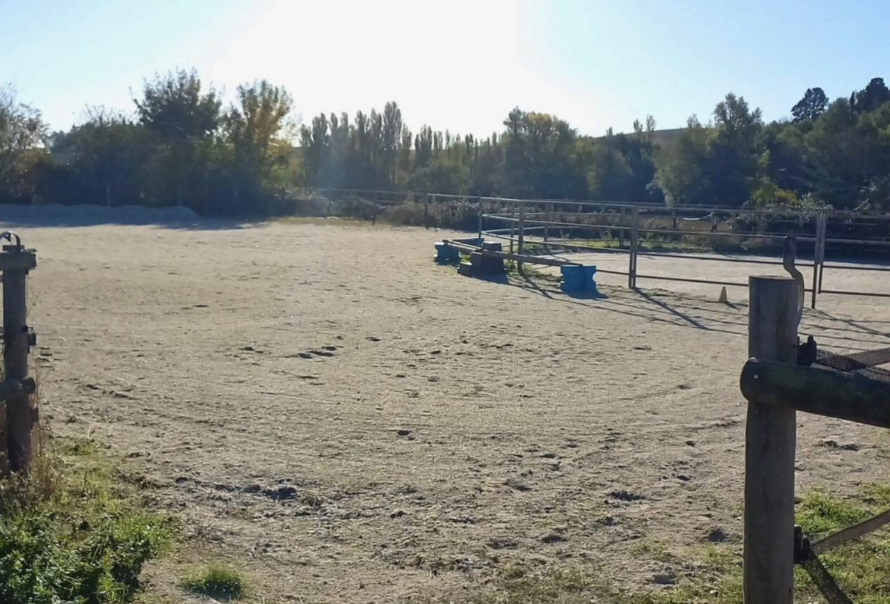 SOUS COMPROMIS - Propriété équestre de 6,3 hectares 