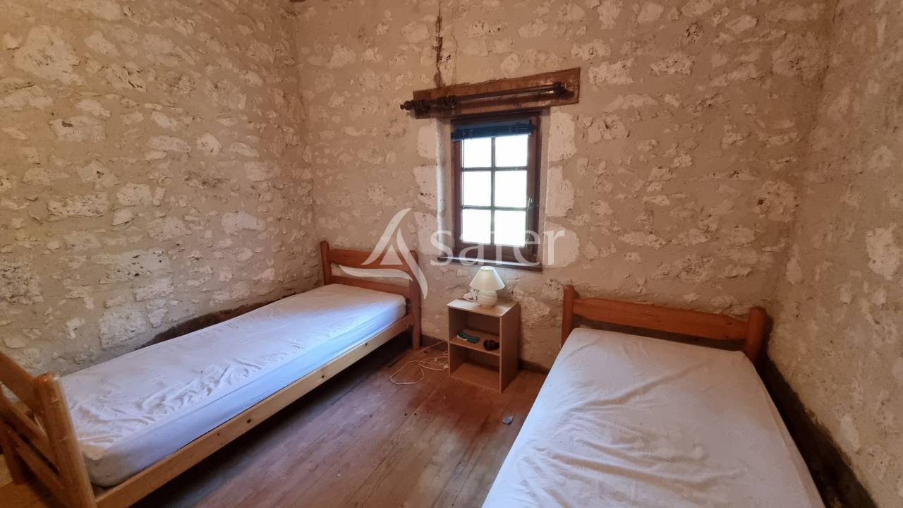 Proche Saint-Clar - Propriété de 3,5ha