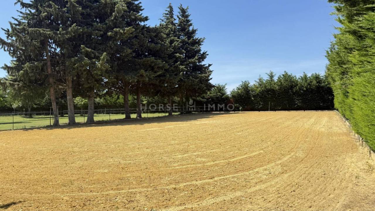 Propriété équestre de charme en campagne de Beaucaire