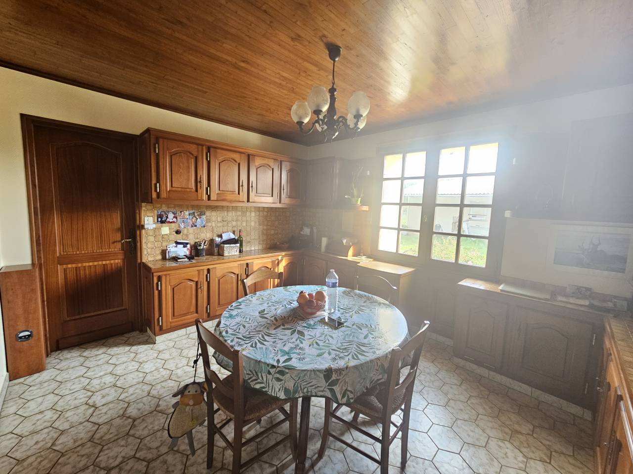 Propriété équestre sur 1,7 ha à 15 mn de MARENNES (17)