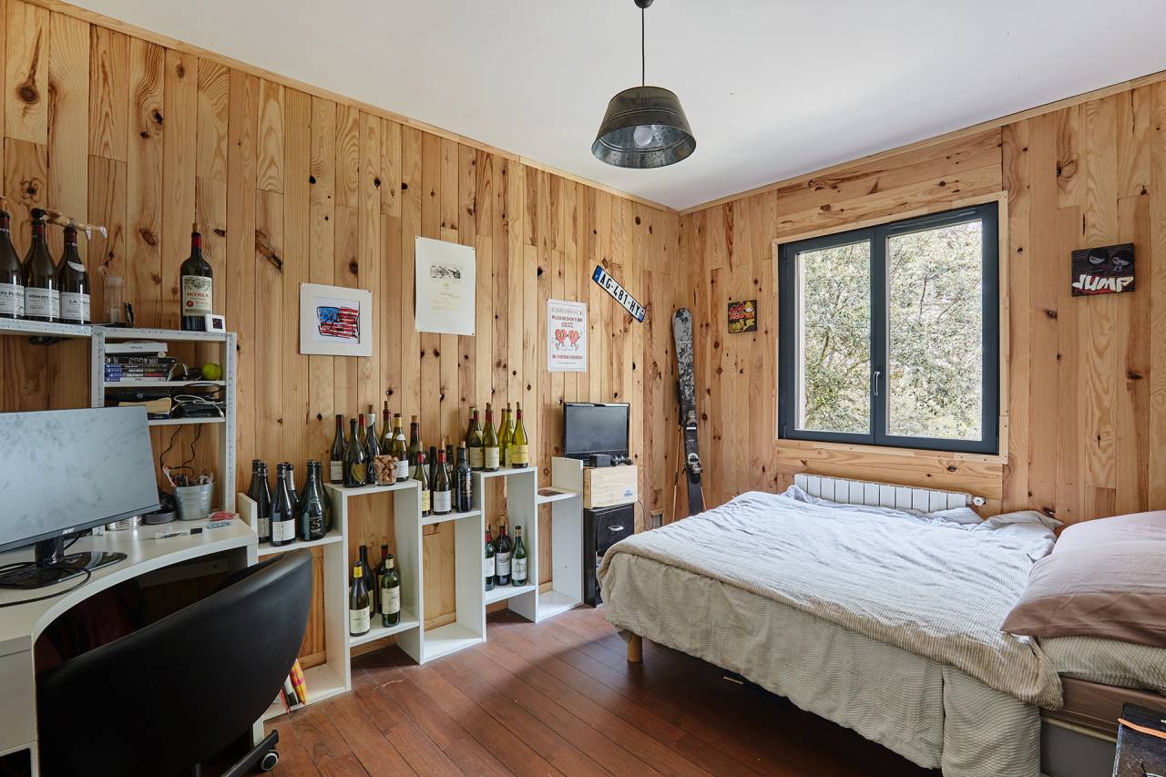 Propriété équestre avec maison rénovée, dépendance et b