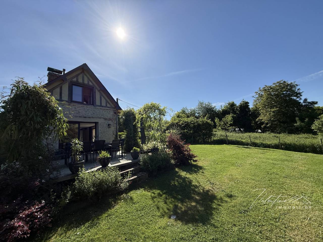 COUP DE COEUR : RAVISSANTE MAISON À DEUX PAS D'HONFLEUR