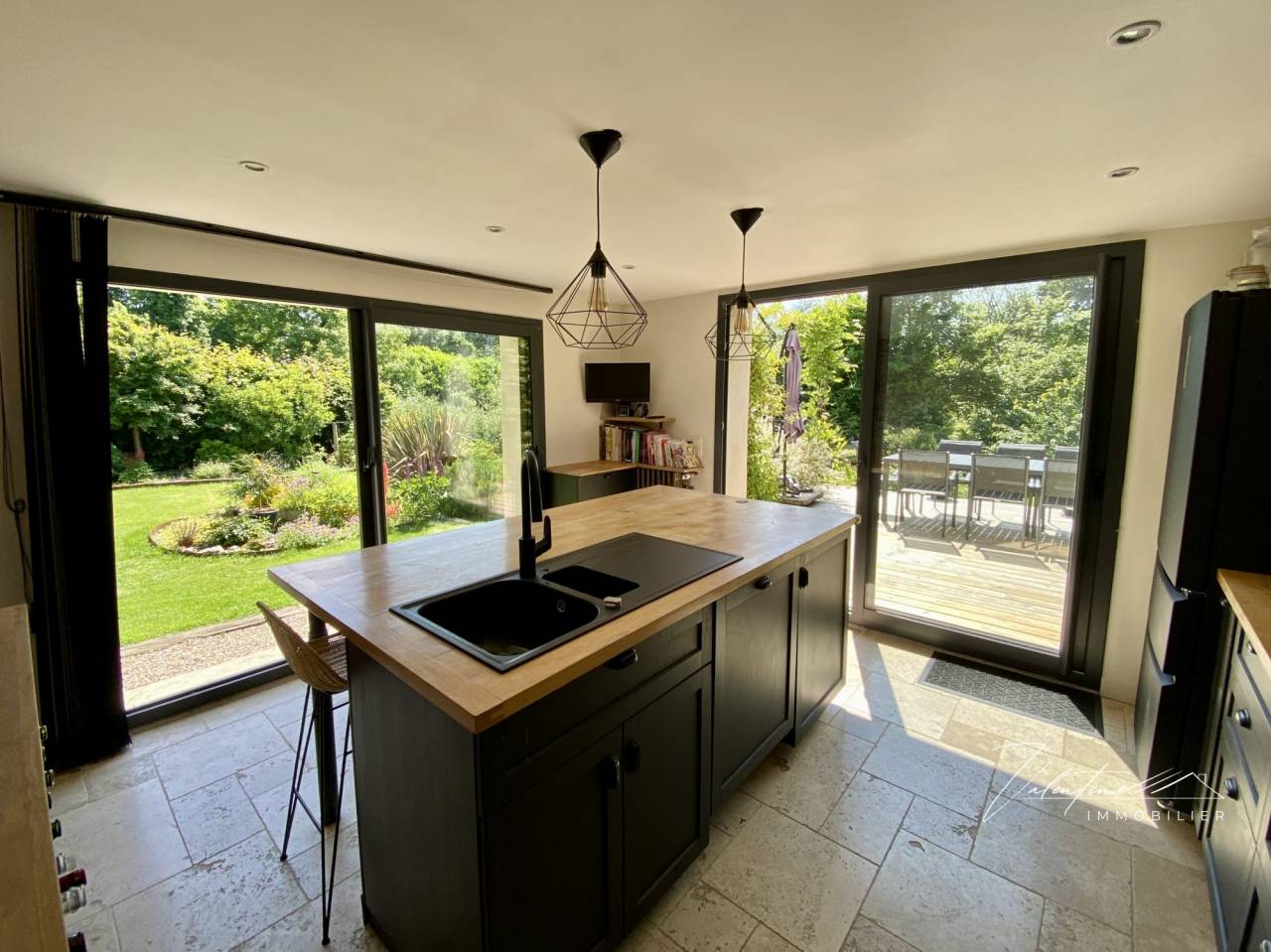 COUP DE COEUR : RAVISSANTE MAISON À DEUX PAS D'HONFLEUR