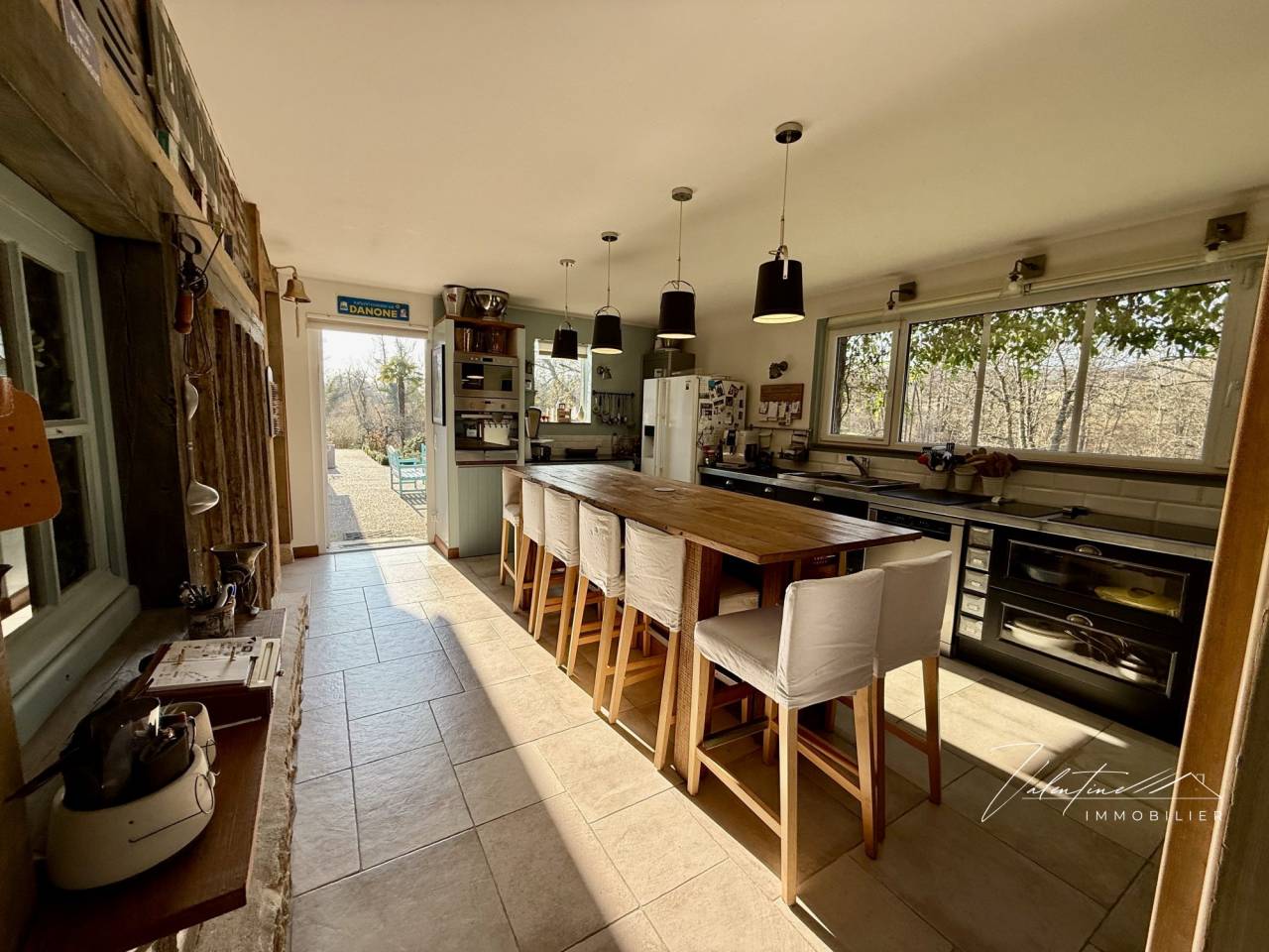 PROPRIÉTÉ COMPRENANT DEUX MAISONS SUR DEUX HECTARES