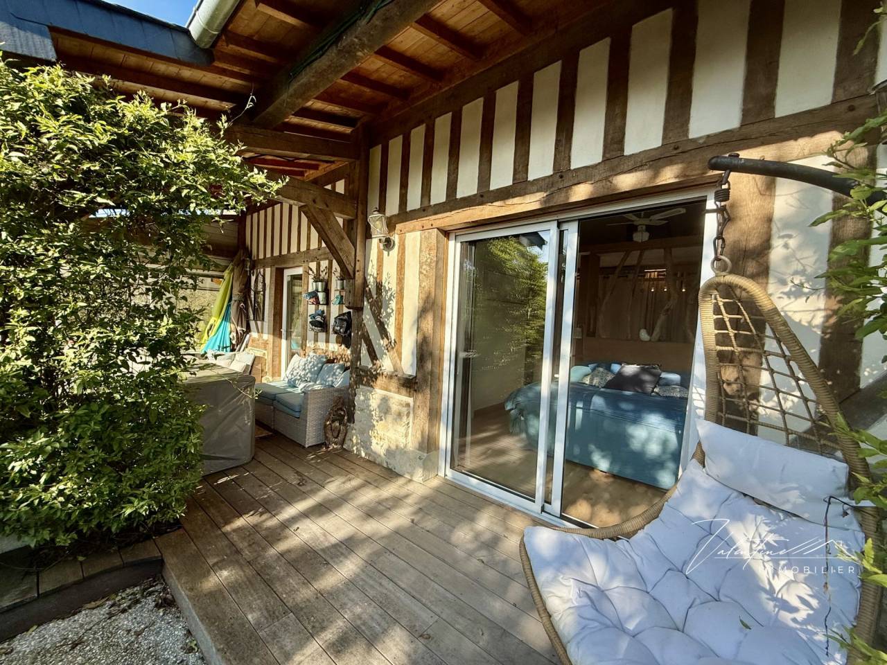 PROPRIÉTÉ COMPRENANT DEUX MAISONS SUR DEUX HECTARES