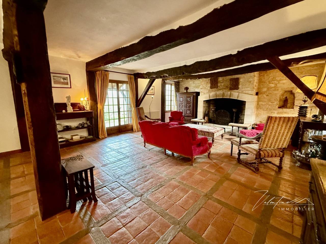 PROPRIÉTÉ FAMILIALE AUX PORTES DE BEAUMONT-EN-AUGE