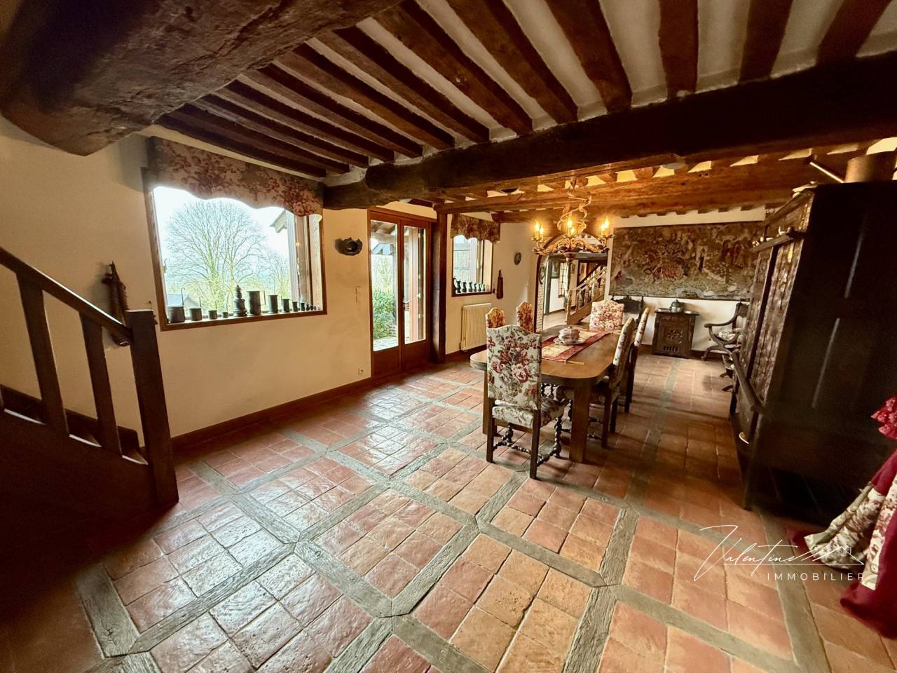 PROPRIÉTÉ FAMILIALE AUX PORTES DE BEAUMONT-EN-AUGE