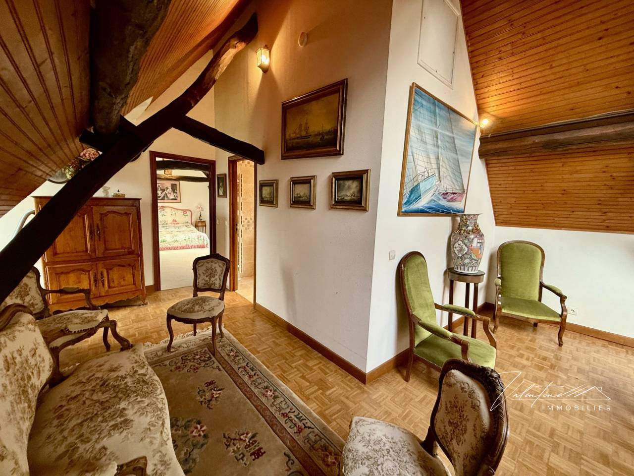 PROPRIÉTÉ FAMILIALE AUX PORTES DE BEAUMONT-EN-AUGE