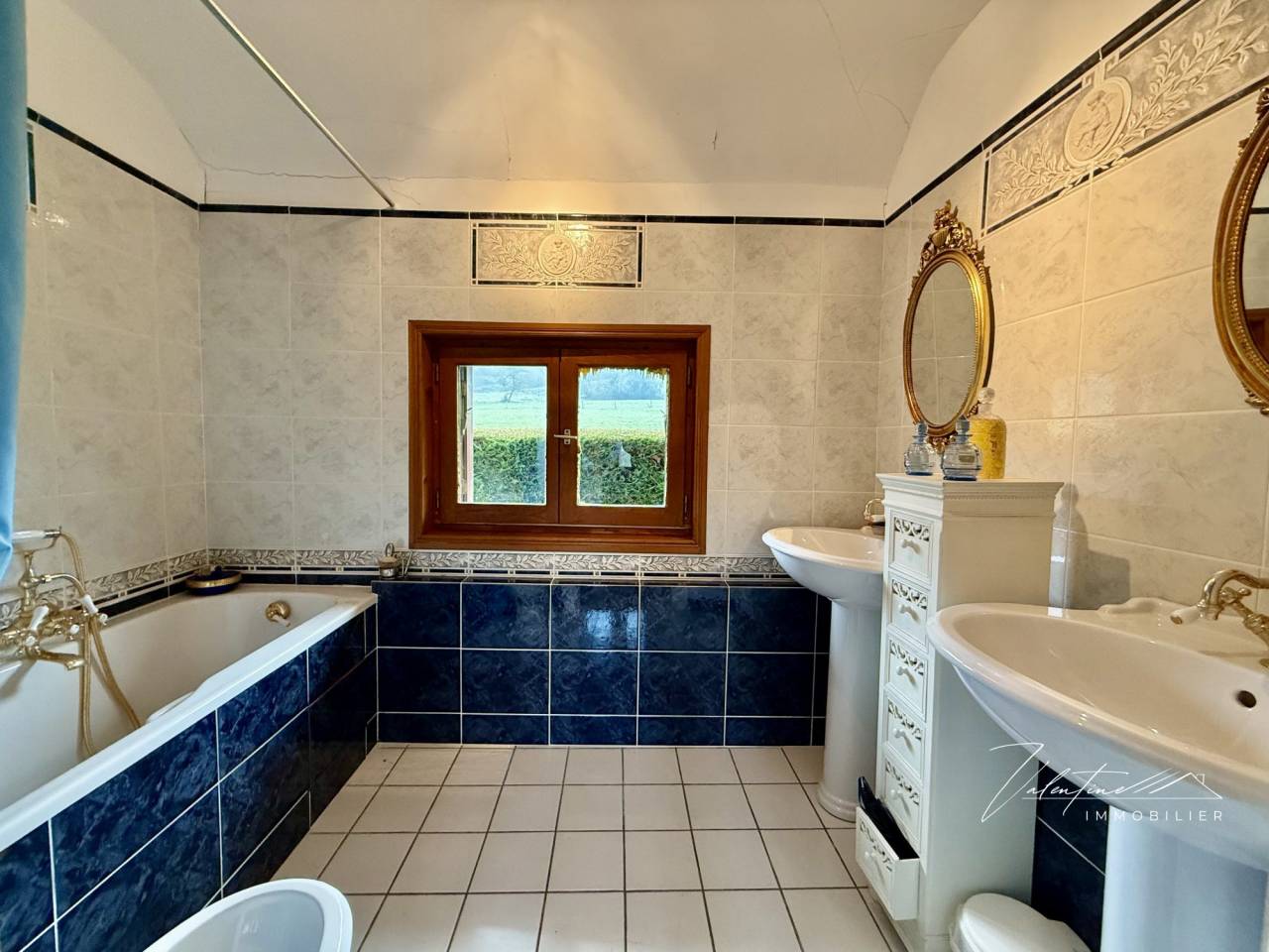 PROPRIÉTÉ FAMILIALE AUX PORTES DE BEAUMONT-EN-AUGE