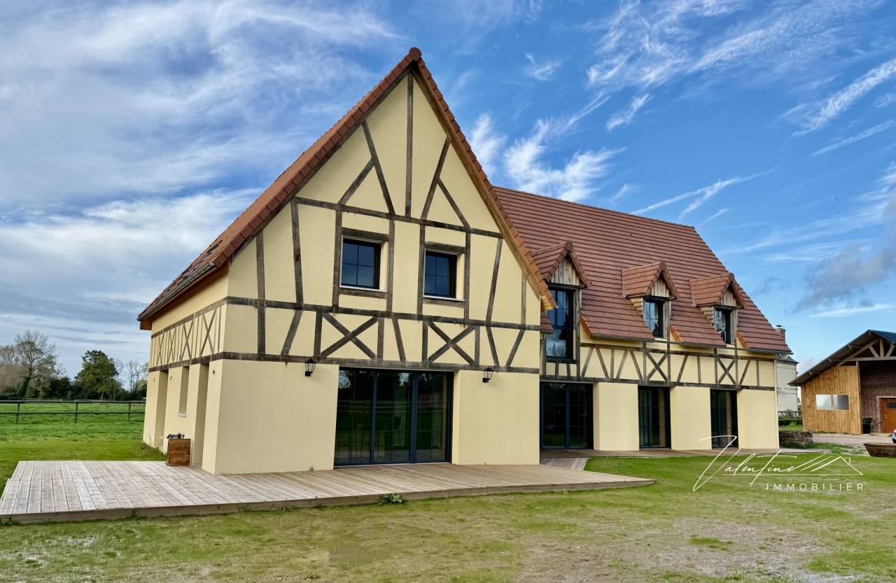 EXCEPTIONNEL HARAS DE 10 HECTARES AUX PORTES DE DEAUVILLE