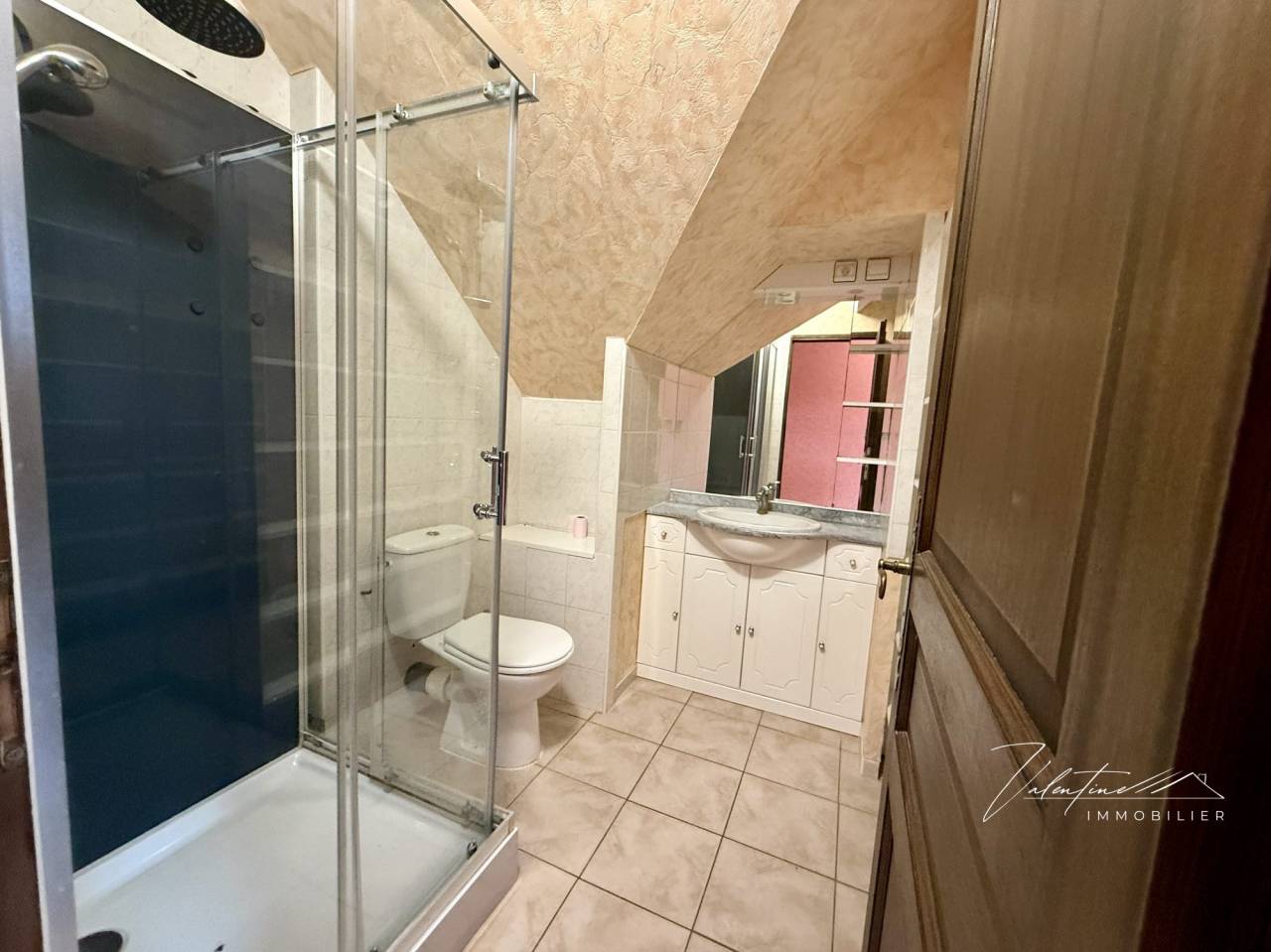 MÉZIDON VALLÉE D'AUGE - HARAS DE 10 HA EN PARFAIT ÉTAT