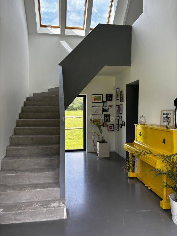 Propri&eacute;t&eacute; d'exception pour passionn&eacute;s de chevaux &agrave; proximi