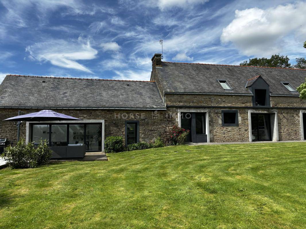 Propri&eacute;t&eacute; d'exception pour passionn&eacute;s de chevaux &agrave; proximi