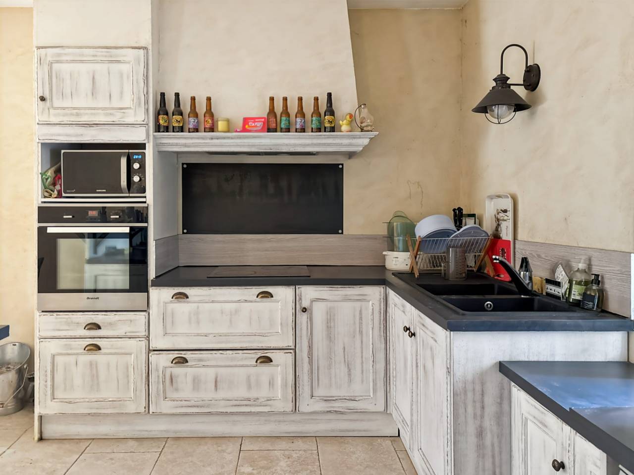 MAS 119 M2 SUR 4680 M2 DE TERRAIN