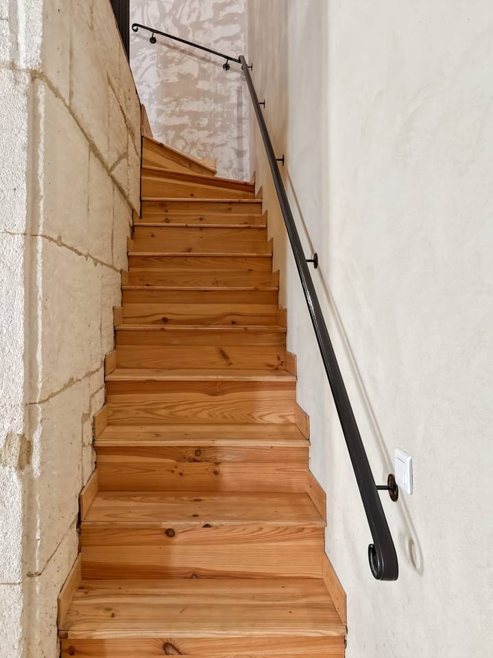 MAS 119 M2 SUR 4680 M2 DE TERRAIN