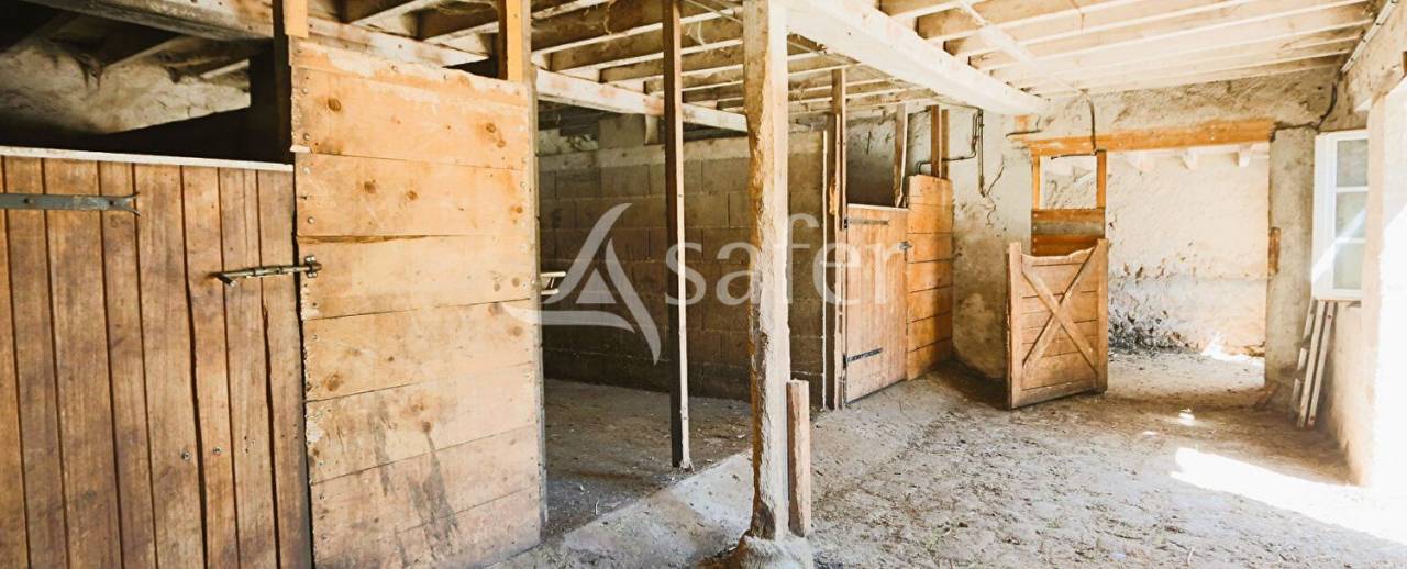 Propriété équestre familiale sur 2 ha environ TEILHEDE