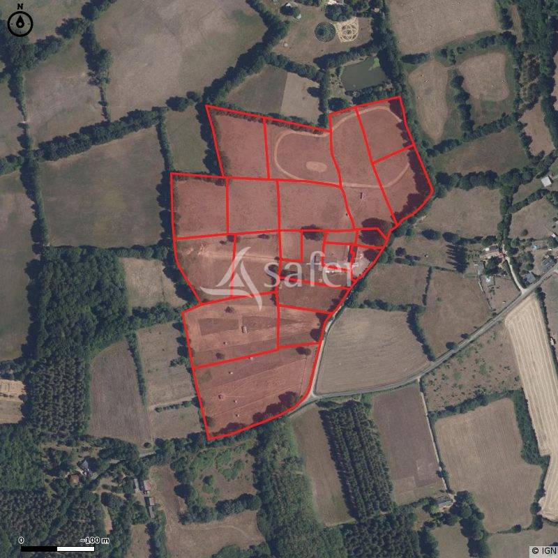 Maison avec logement indépendant et 10 ha de prairies clôturé