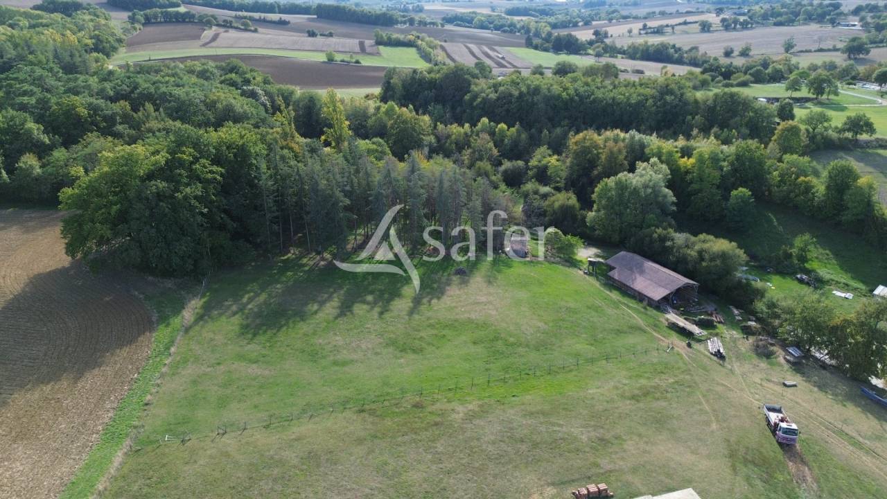Camping &agrave; la ferme sur 8ha et ferme p&eacute;dagogique