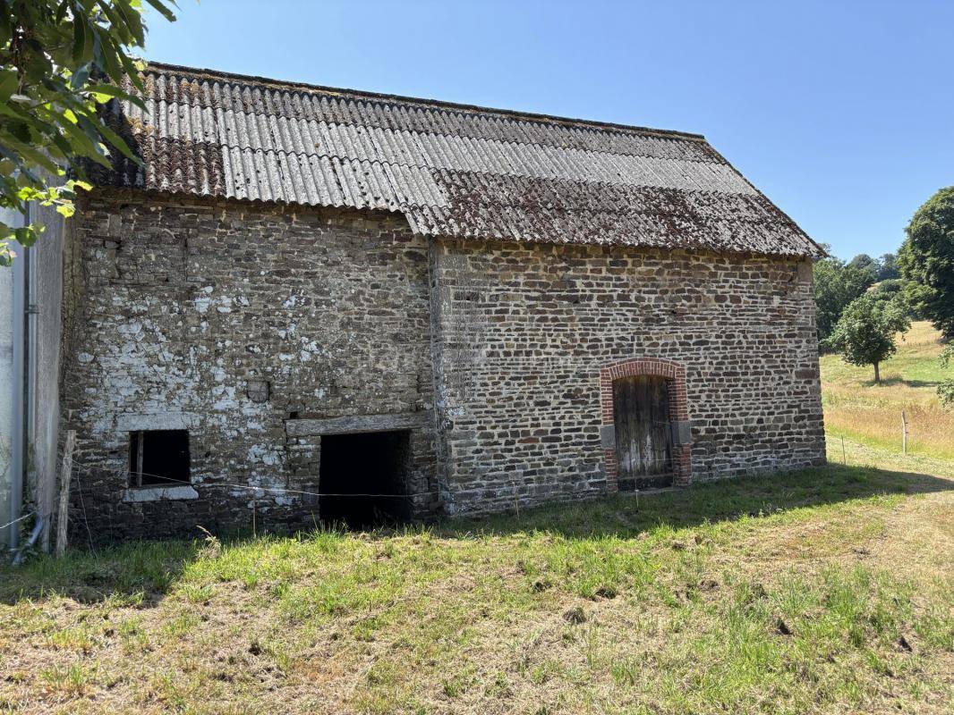 Charmante maison de campagne de 155 m² sur 5 hectares - Idéa