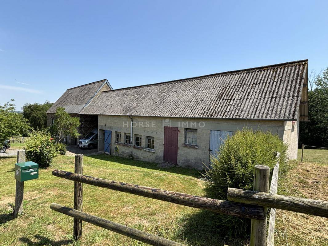 Charmante maison de campagne de 155 m&sup2; sur 5 hectares - Id&eacute;a