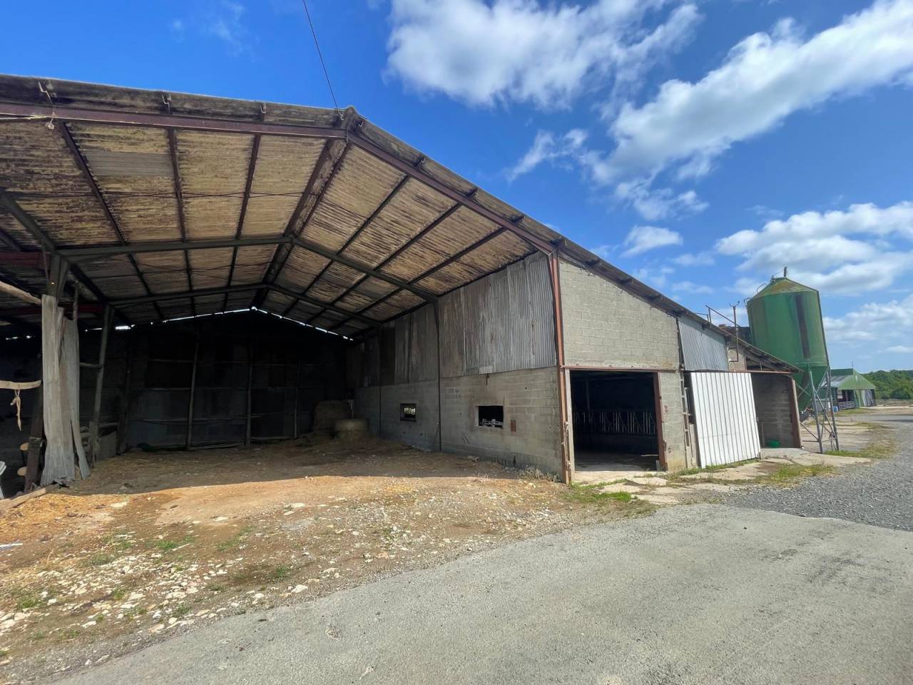 Ferme idéale pour projet équestre sur 36 ha