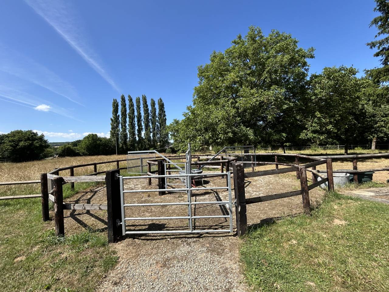 Propriété de 3,75 ha comprenant deux maisons