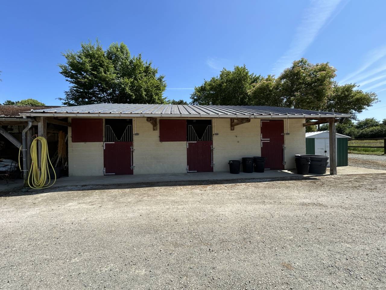 Propriété de 3,75 ha comprenant deux maisons