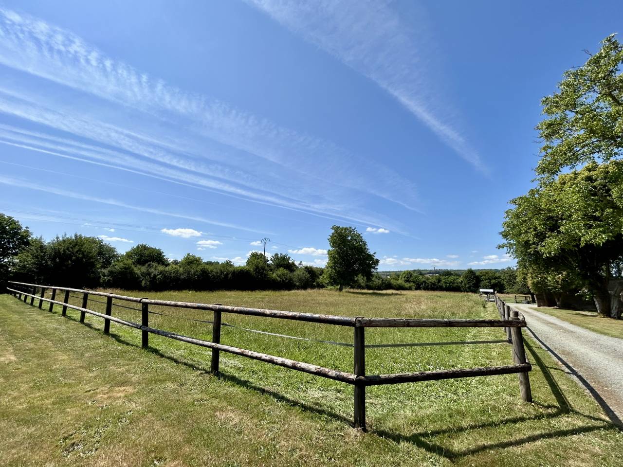 Propriété de 3,75 ha comprenant deux maisons