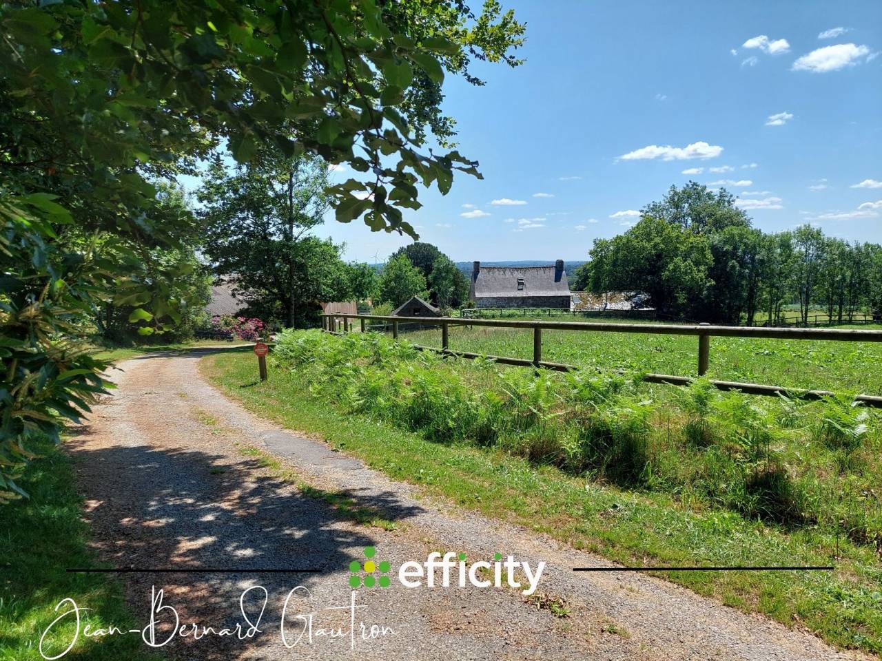 PROPRI&Eacute;T&Eacute; &Eacute;QUESTRE 6 PI&Egrave;CES 4 CHAMBRES 156m&sup2; 29 HA